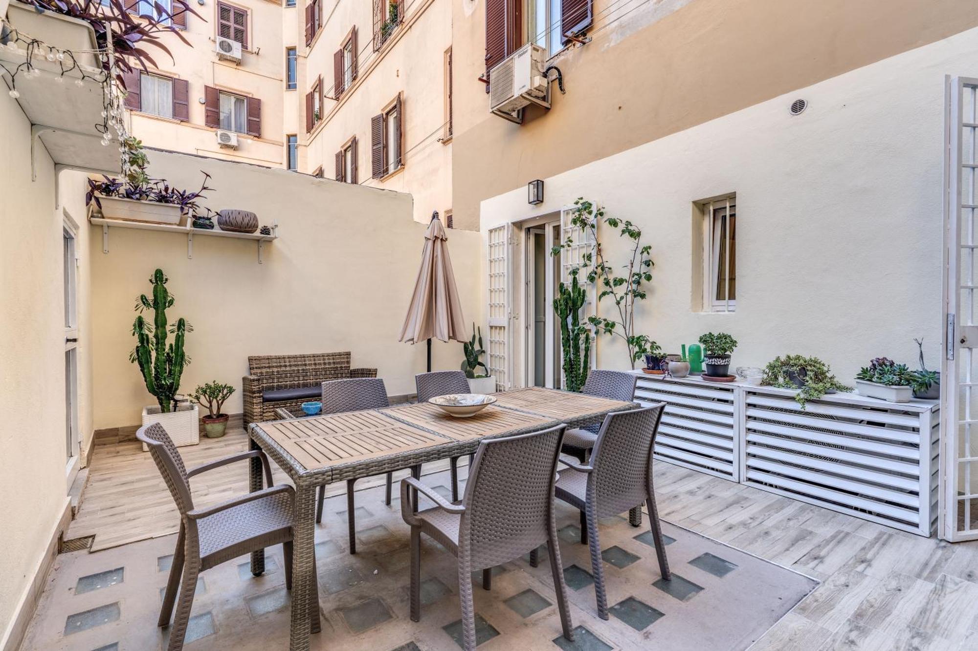Nala Luxury Apartment With Terrace Řím Exteriér fotografie